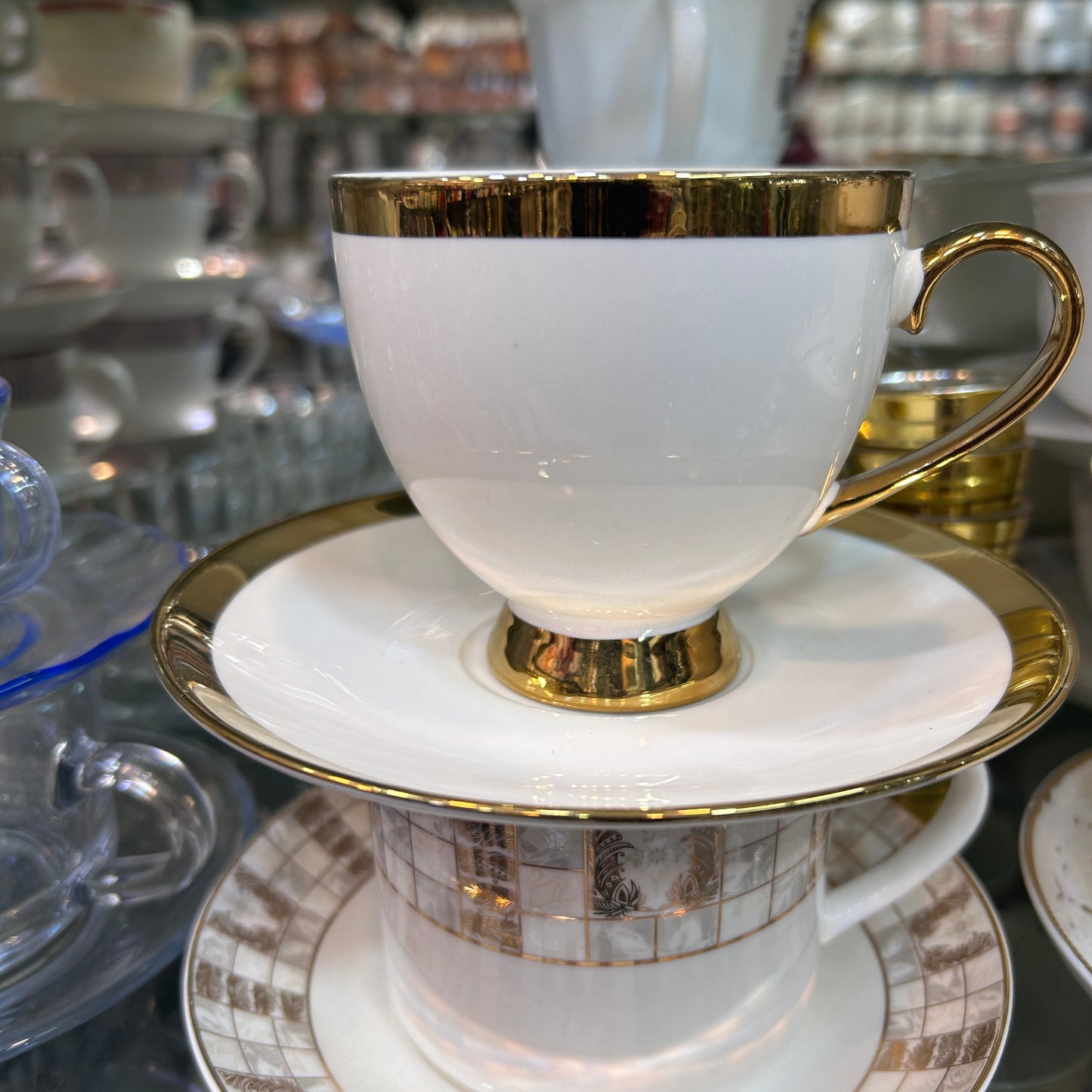 Heaven® 6-Piece Bone China Cup & Saucer Set – Tea & Coffee with Gold Border Plain