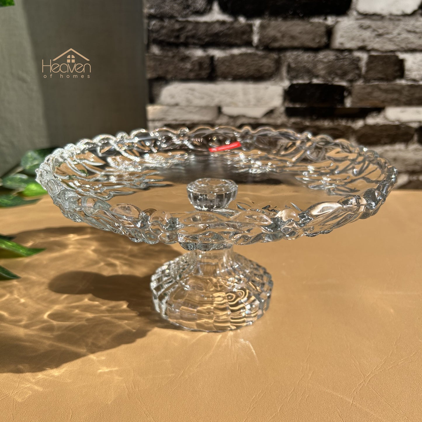 Heaven Glass Cake Stand – 9.5 Inches | Elegant & Durable Display for Cakes - Heaven of homes - Sale Pakistan