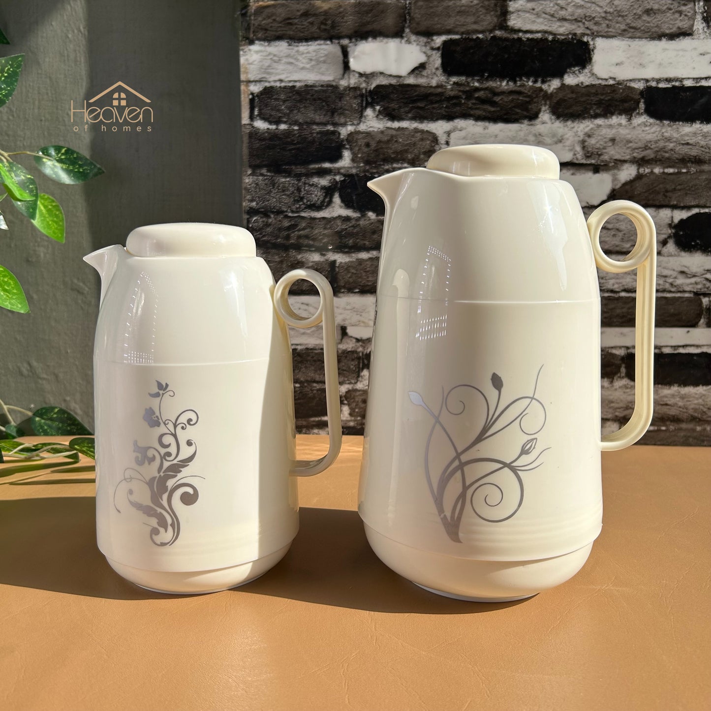 Eagle Original Hot & Cold Vacuum Flask Thermos | Double Glass Refill with Pure Fibre Body - Heaven of homes - Sale Pakistan