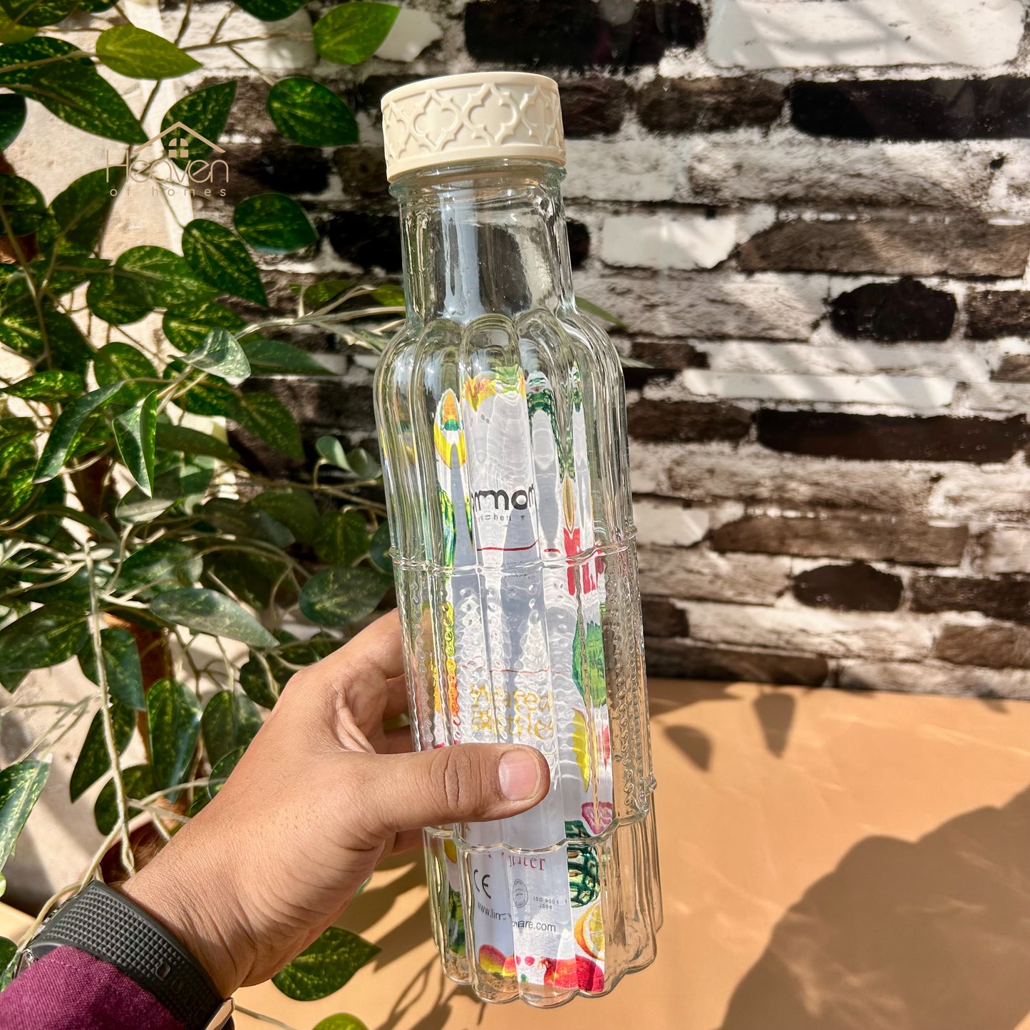 Limon Glass Bottle with Lid Imported Glass Water Bottles For Office and Homes 1 Liter - Heaven of homes - Sale Pakistan