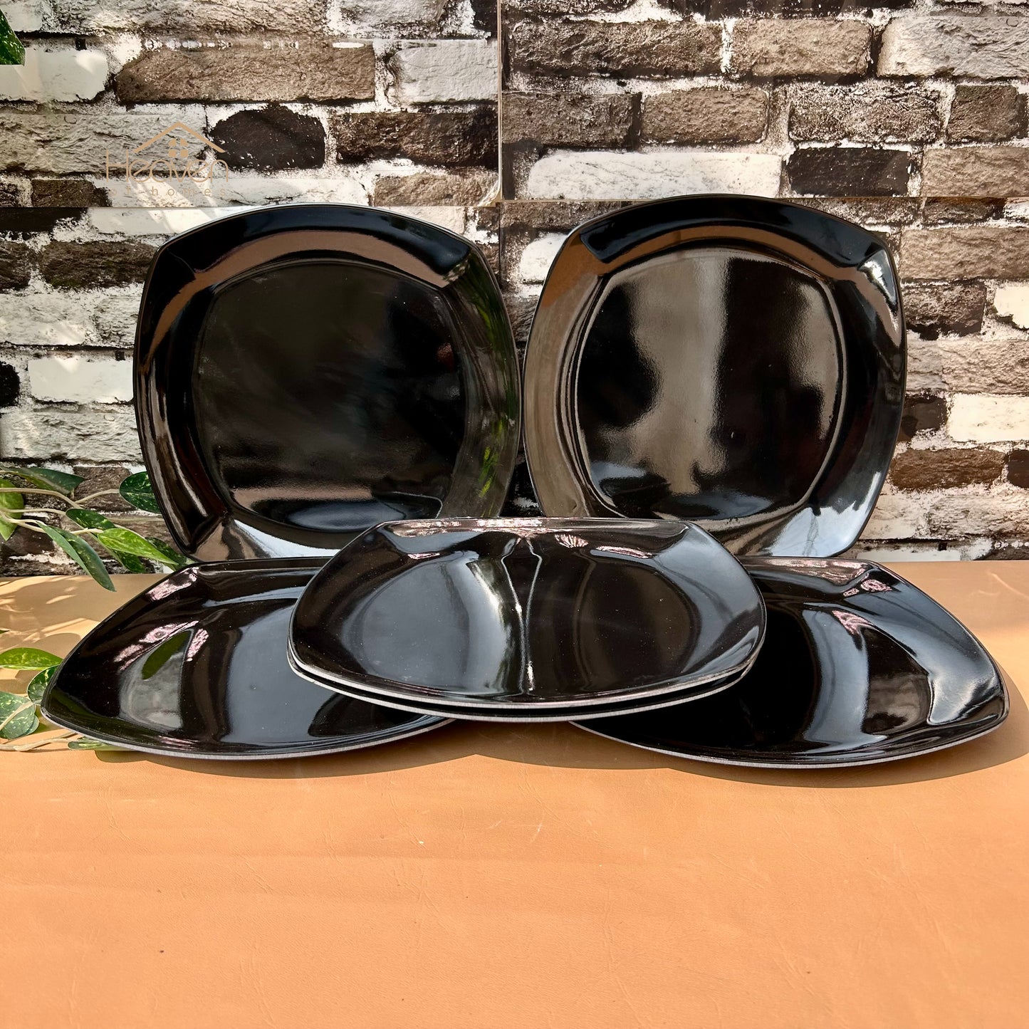 Melamine 28 Pieces Dinner Set Double-Glaze– Stain-Proof, Heavyweight, Durable Design Dinner Set Solid Black