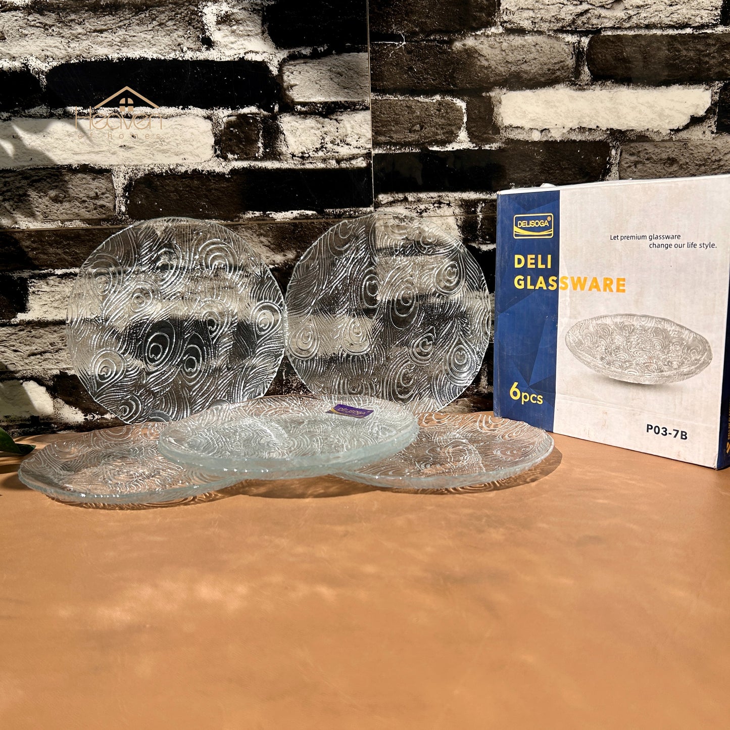 Delisoga® Set of 6 Clear Glass Quarter Plates | Perfect for Snacks & Desserts - PO3-7B