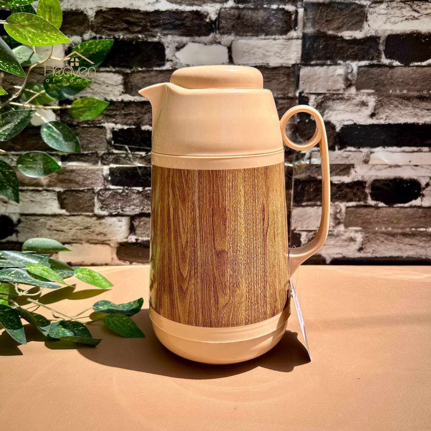 Hot And Cool Vacuum Flask Thermos Pure Food Grade Plastic Body With Double Refill 1 Litre
