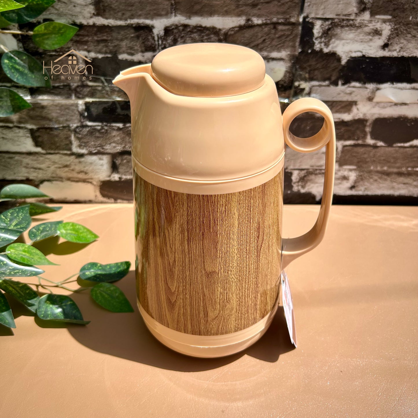 Hot And Cool Vacuum Flask Thermos Pure Food Grade Plastic Body With Double Refill 1 Litre