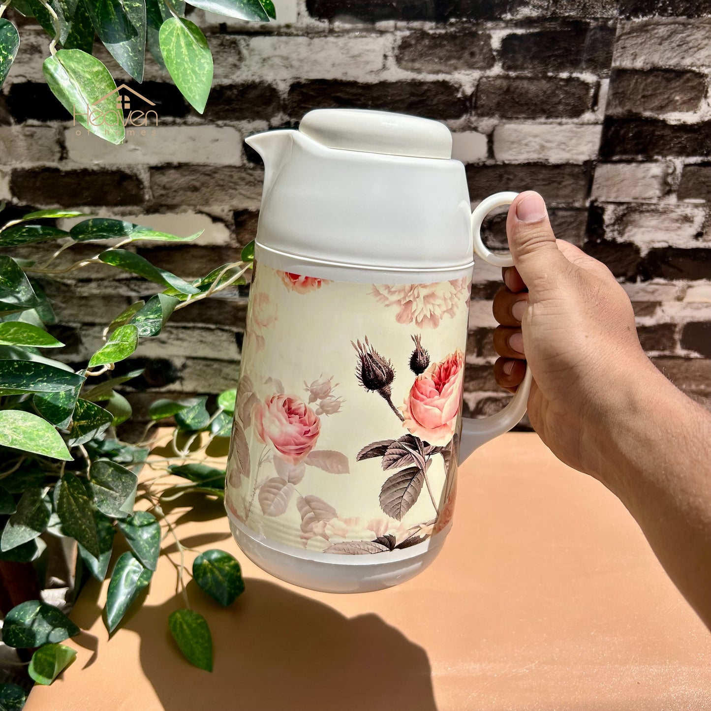 Hot And Cool Vacuum Flask Thermos Pure Food Grade Plastic Body With Double Refill 1 Litre - Heaven of homes - Sale Pakistan