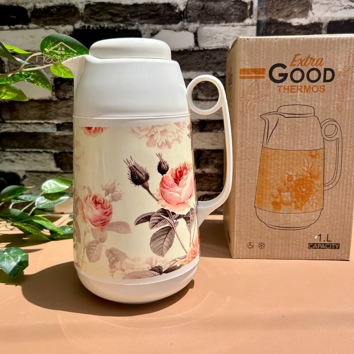 Hot And Cool Vacuum Flask Thermos Pure Food Grade Plastic Body With Double Refill 1 Litre - Heaven of homes - Sale Pakistan