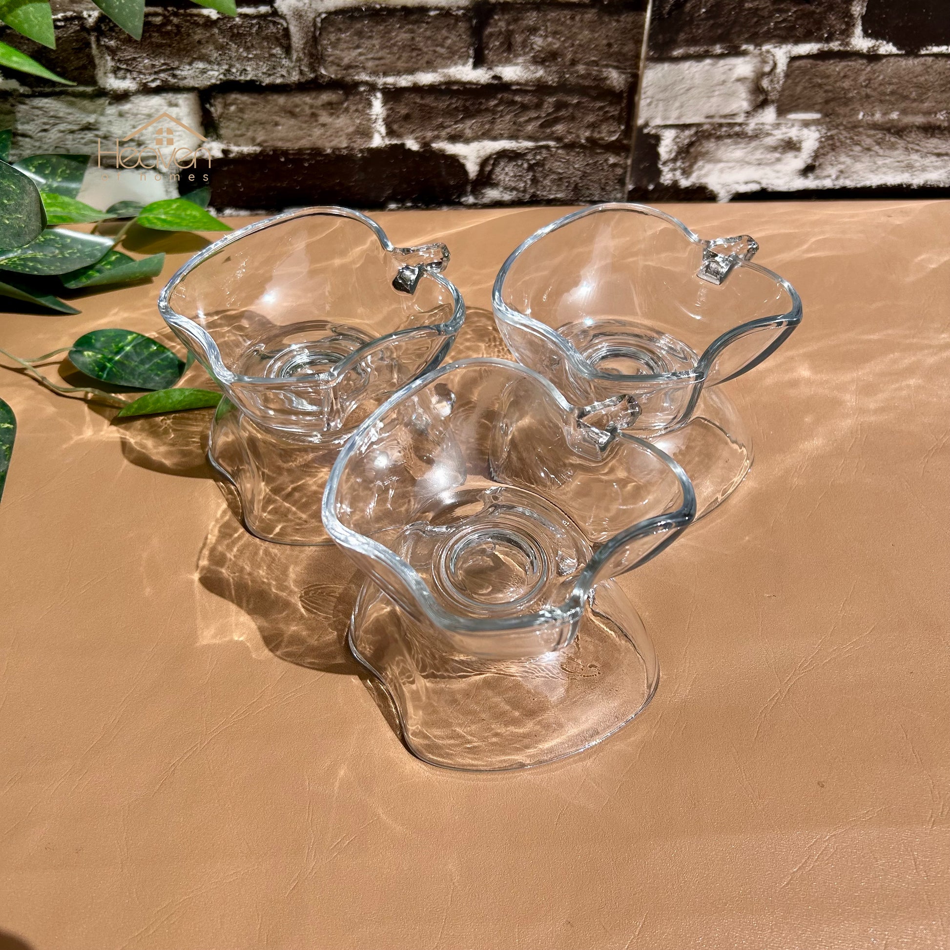 Heaven® Set of 6 Apple-Shaped Glass Fruit Bowls – 4-Inch Clear Dessert & Snack Dishes - Heaven of homes - Sale Pakistan