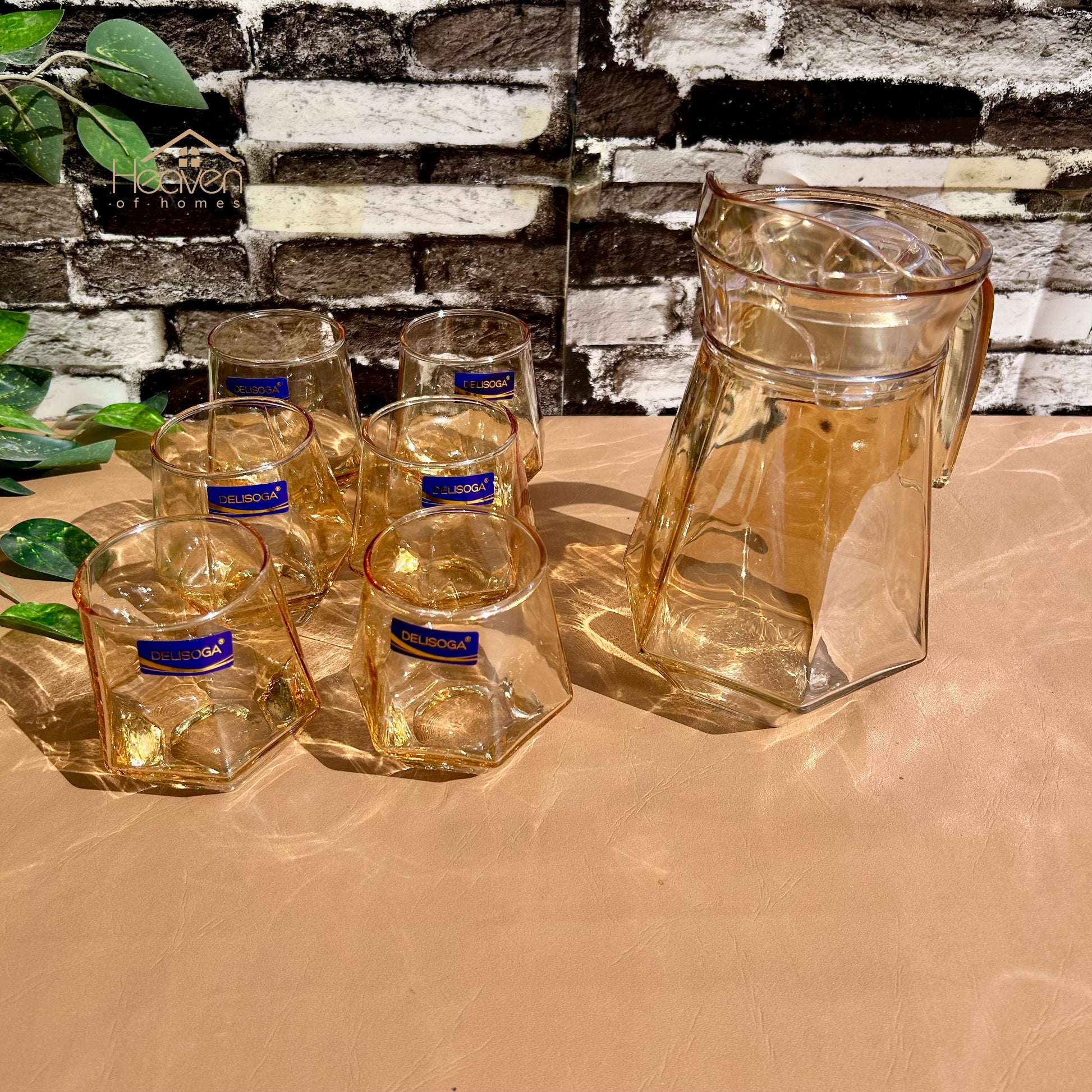 Delisoga® 7-Piece Golden-Accent Water Set – 340ml Clear Transparent Diamond-Shaped Glassware - Heaven of homes - Sale Pakistan
