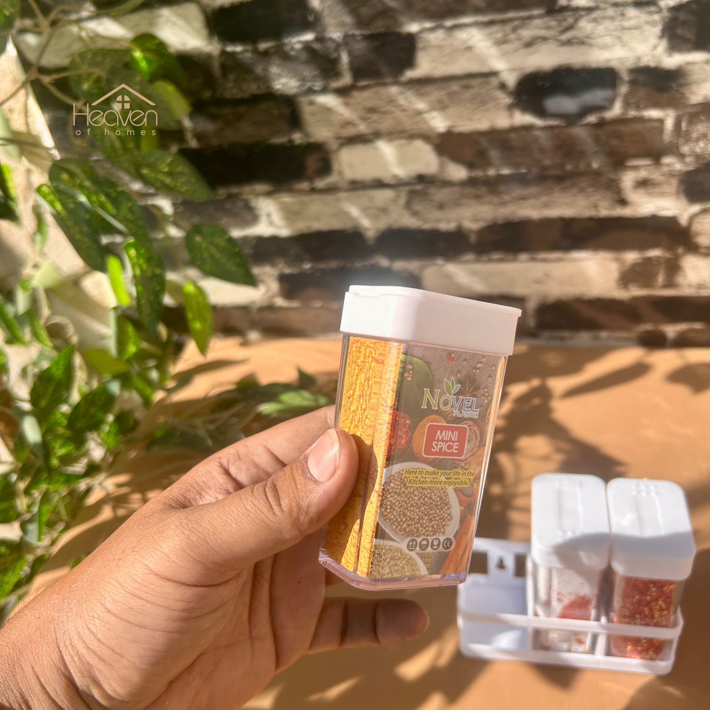 Heaven® Salt & Pepper Shaker Set – Elegant Tabletop Seasoning Containers Set of 3