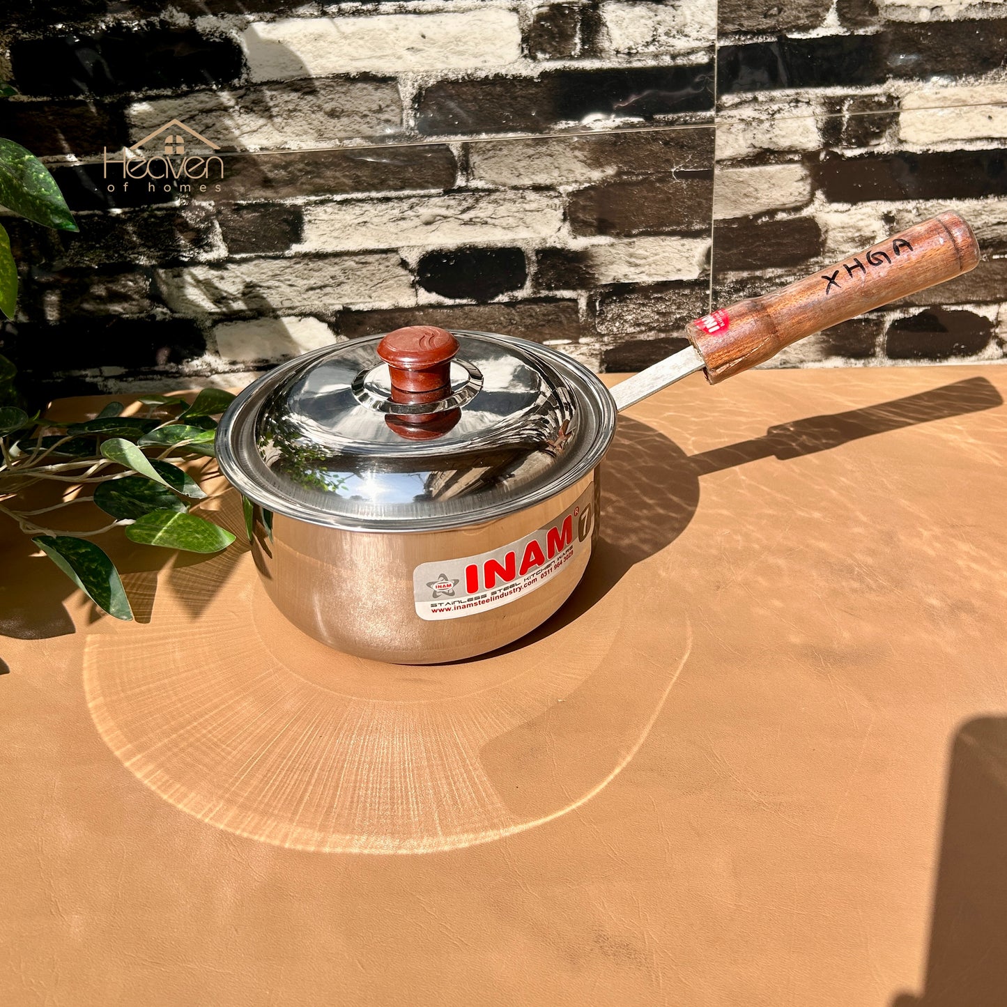 Heaven Heavy-Gauge Stainless Steel Sauce Pan with Wooden Handle