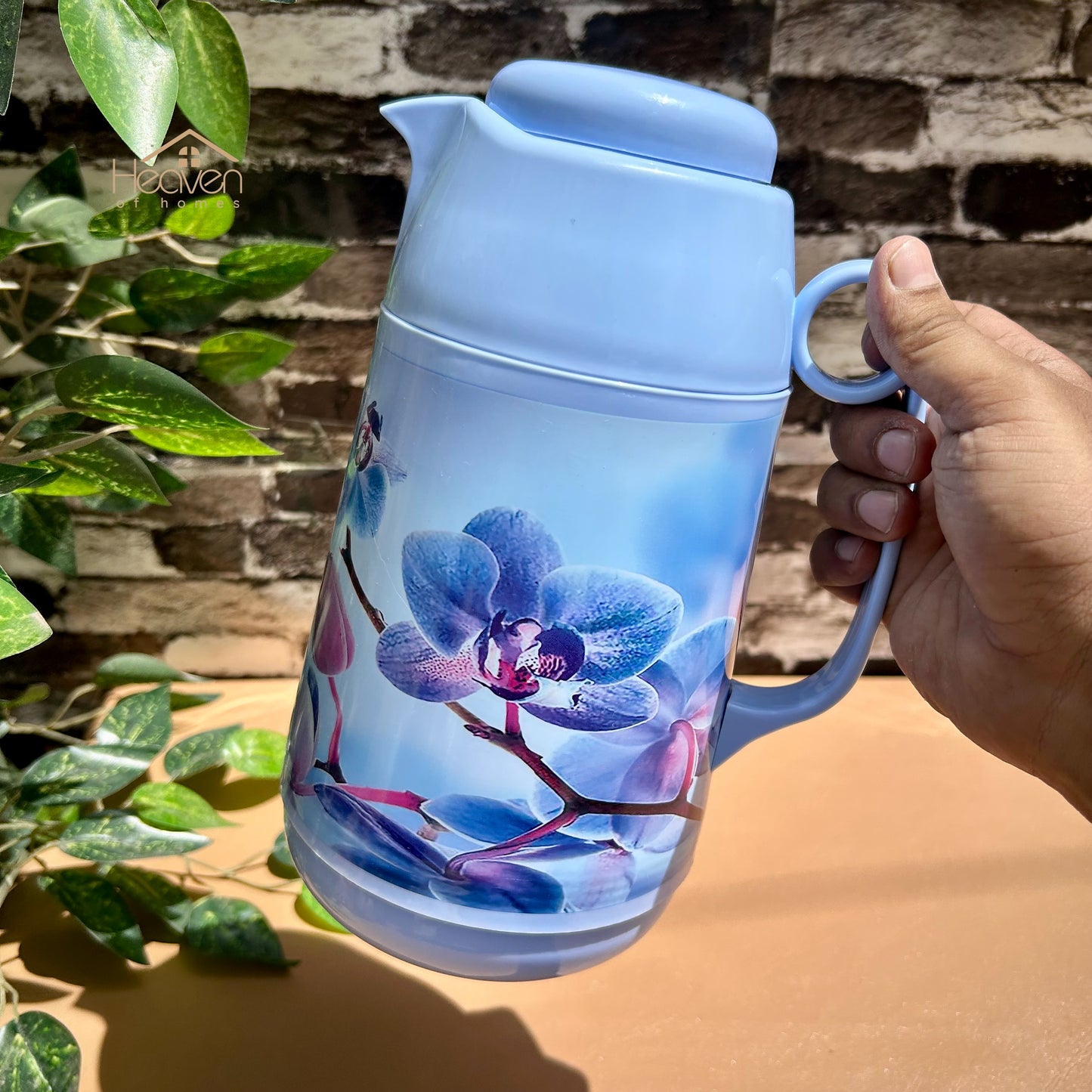 Hot And Cool Vacuum Flask Thermos Pure Food Grade Plastic Body With Double Refill 1 Litre - Heaven of homes - Sale Pakistan