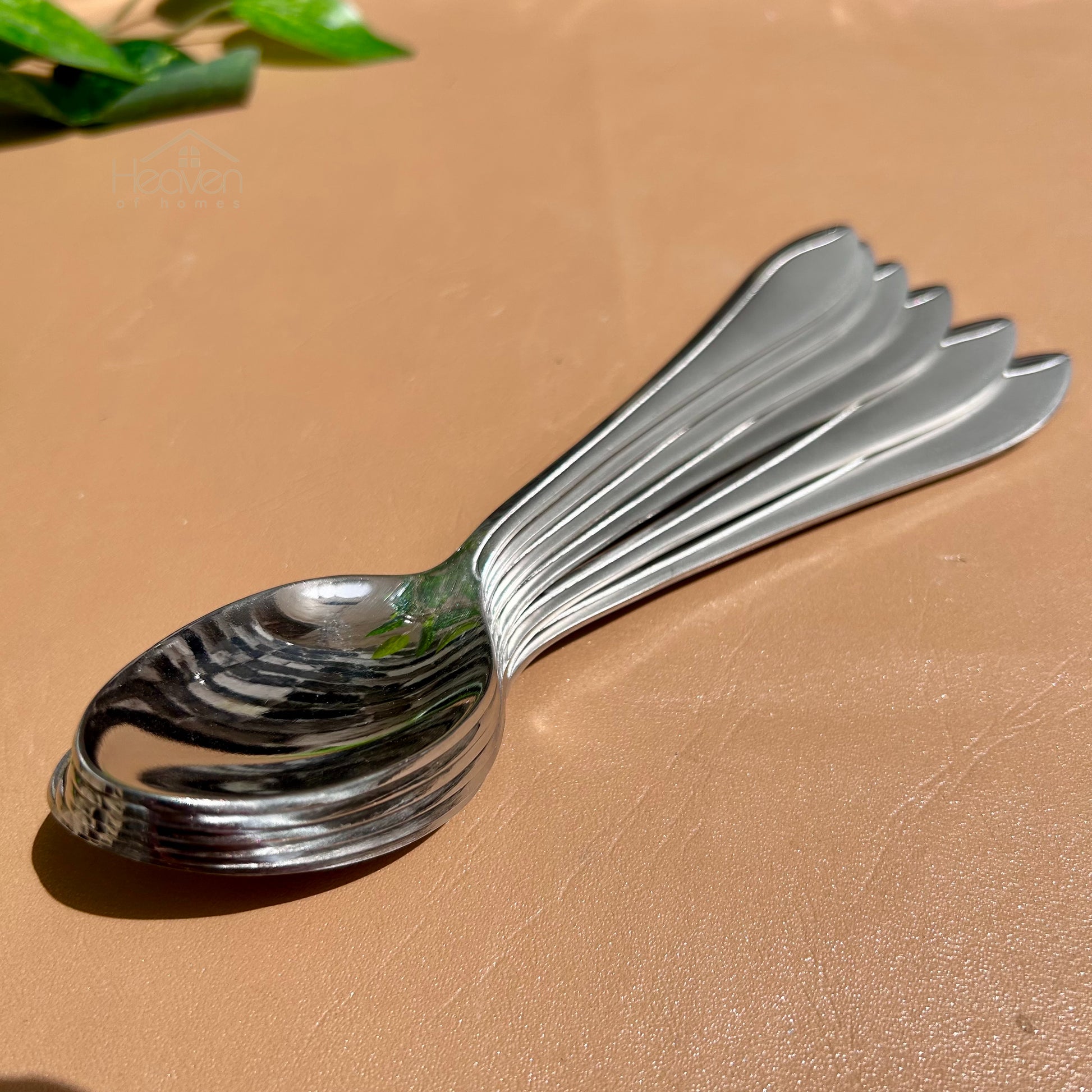 Heaven® Pure Stainless Steel Cutlery Silverware Set for 6 Rust-Resistant & Dishwasher Safe - Heaven of homes - Sale Pakistan