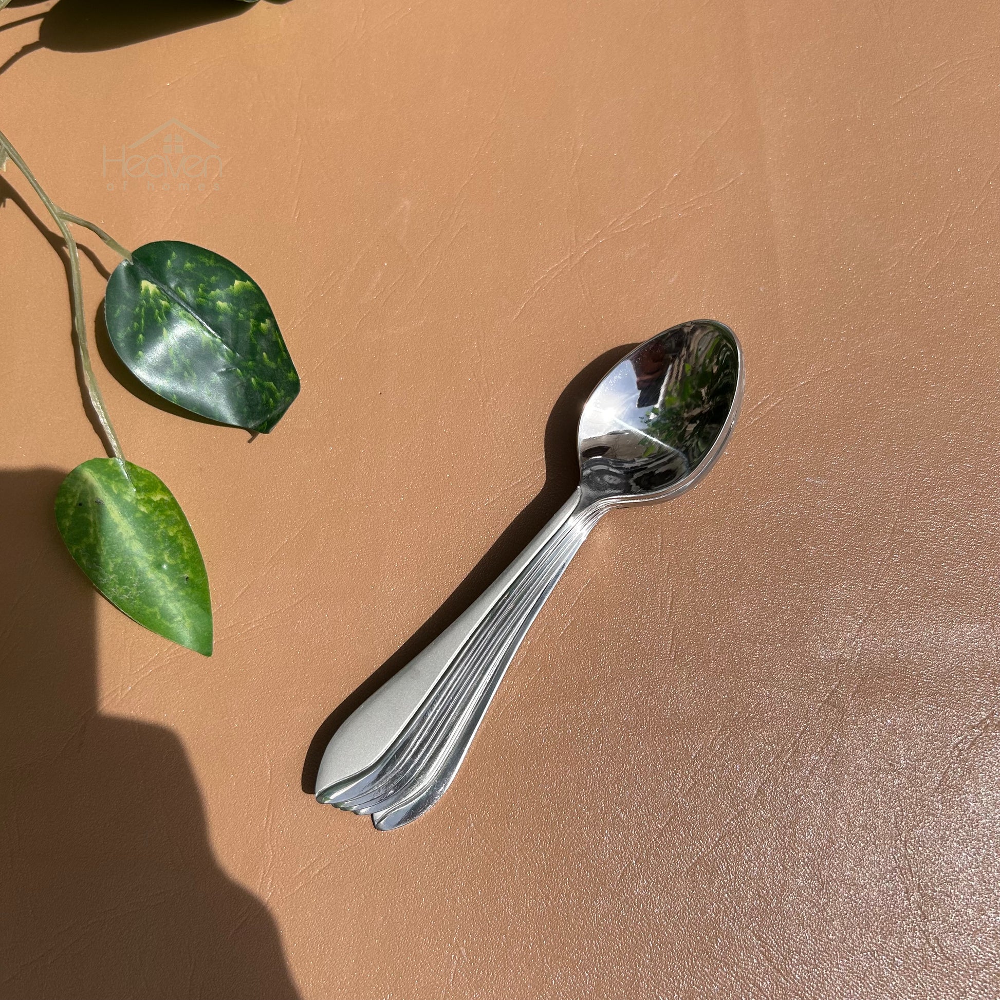 Heaven® Pure Stainless Steel Cutlery Silverware Set for 6 Rust-Resistant & Dishwasher Safe - Heaven of homes - Sale Pakistan