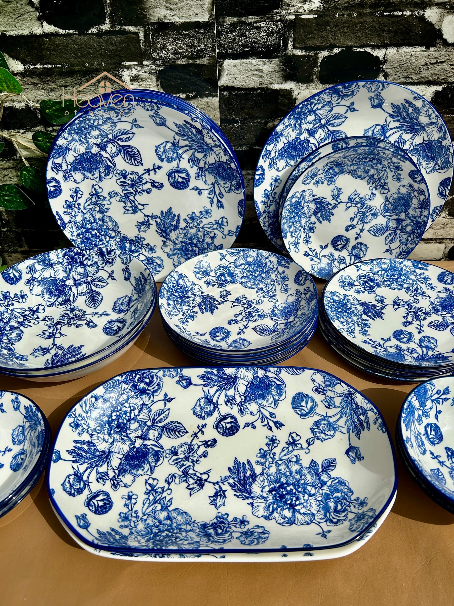 Heaven® 28-Piece Floral Blue Dinnerware Set – Elegant Tableware Set for Family Dining