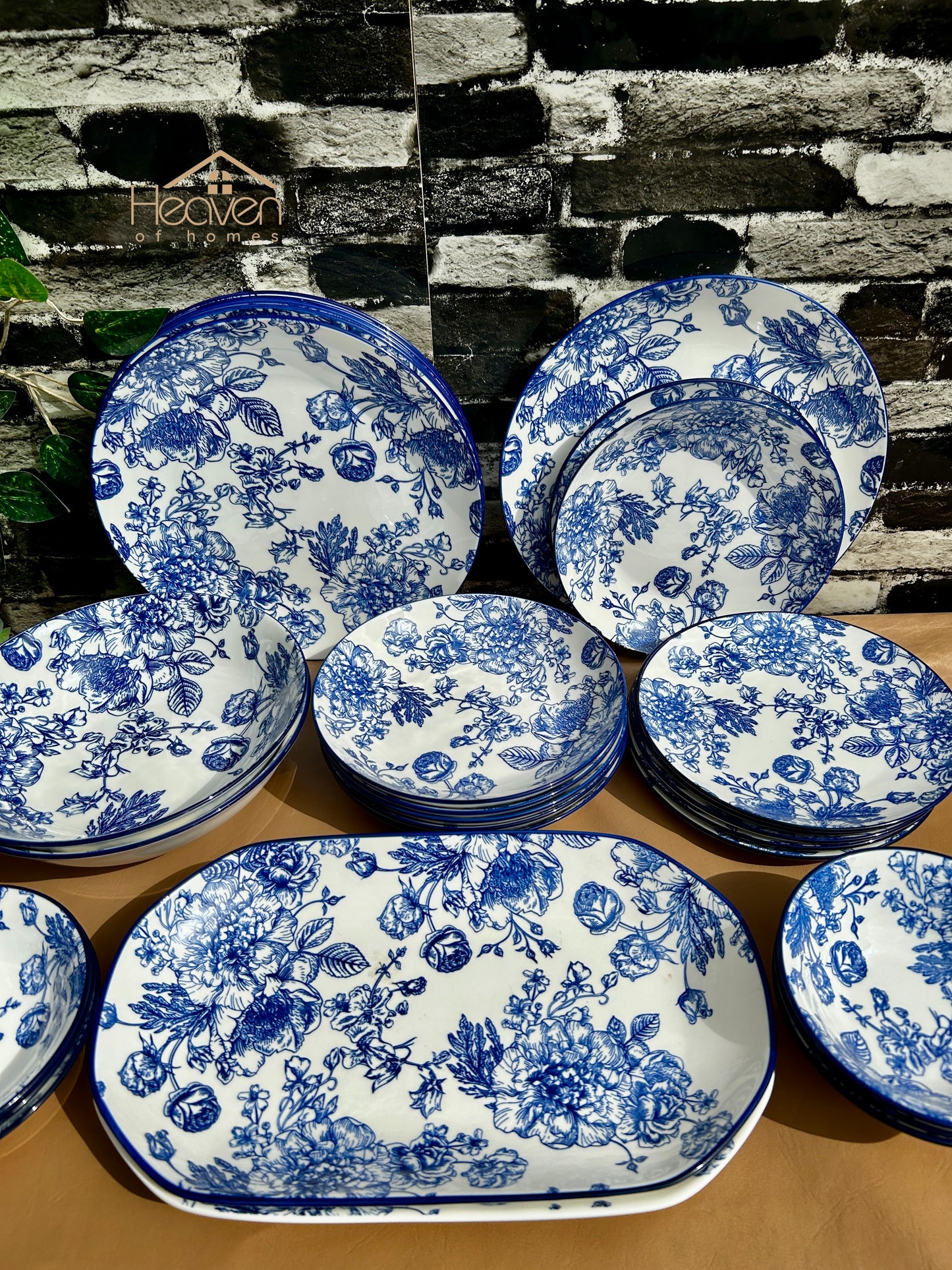 Heaven® 28-Piece Floral Blue Dinnerware Set – Elegant Tableware Set for Family Dining