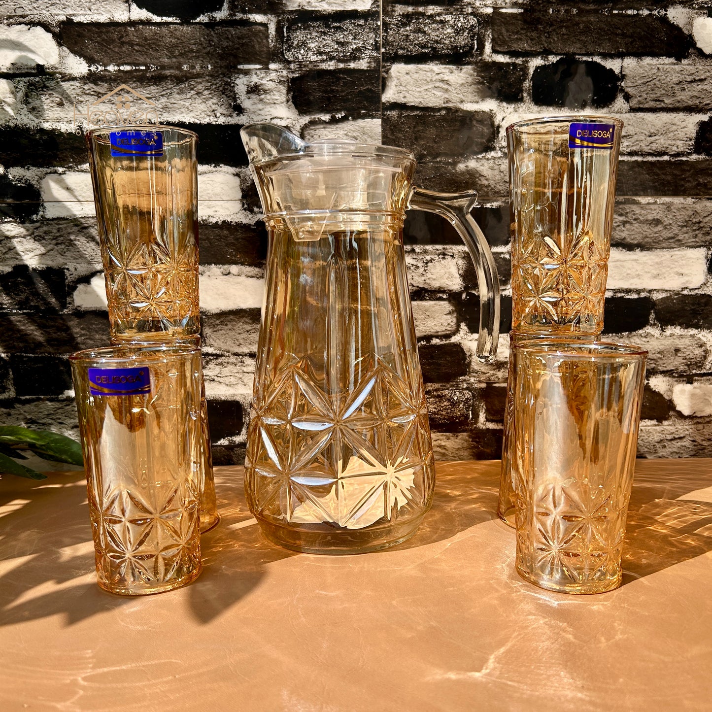 Delisoga® 7-Piece Gold Trimmed Premium Glass Drinkware Set – 1 Jug & 6 Glasses for Water, Juice & Beverages