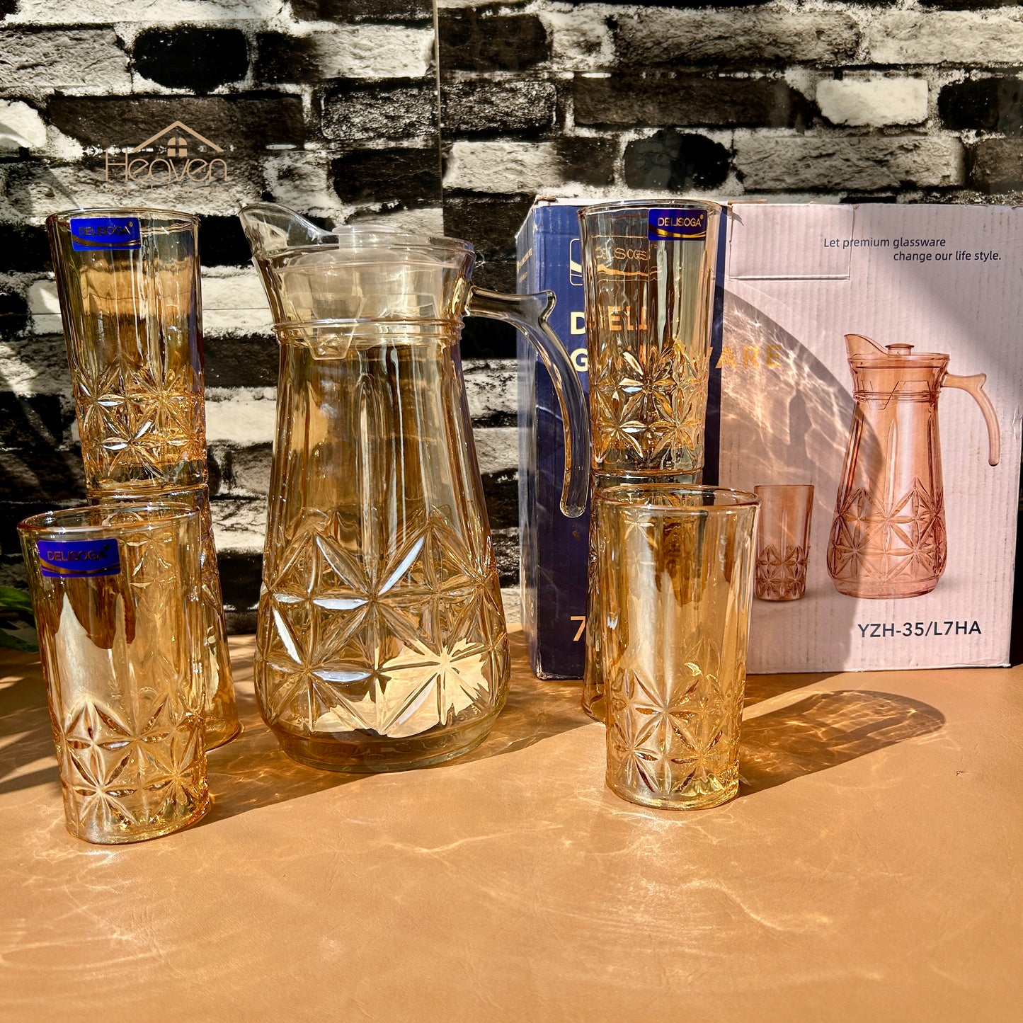Delisoga® 7-Piece Gold Trimmed Premium Glass Drinkware Set – 1 Jug & 6 Glasses for Water, Juice & Beverages