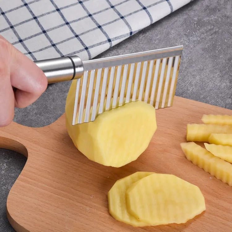 Crinkle Fries Cutter Knife with Handle Potato Slicer – Stainless Steel – Multifunctional Knife Wavy Edged Potato cutter – Wavy Chopper – Wavy Potato Slicer – Vegetable & Fruit Wavy knife - Heaven of homes